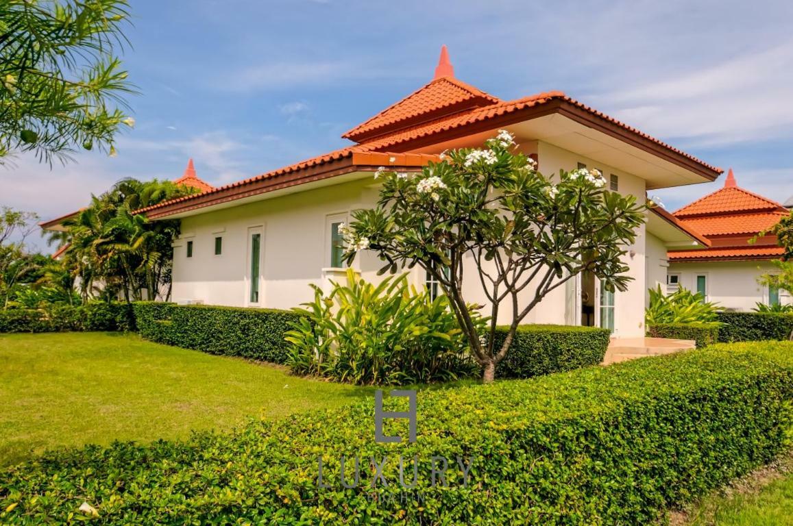 Bali Style 2 Bedroom Villa With Pool - B99 HHQ Exterior photo
